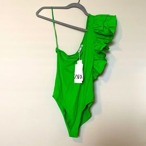 Zara green one shoulder bodysuit. New with tags. Size M (medium).
